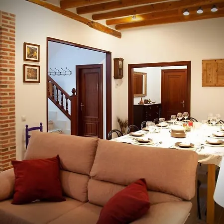 Holiday home Micaela En Navas de Oro